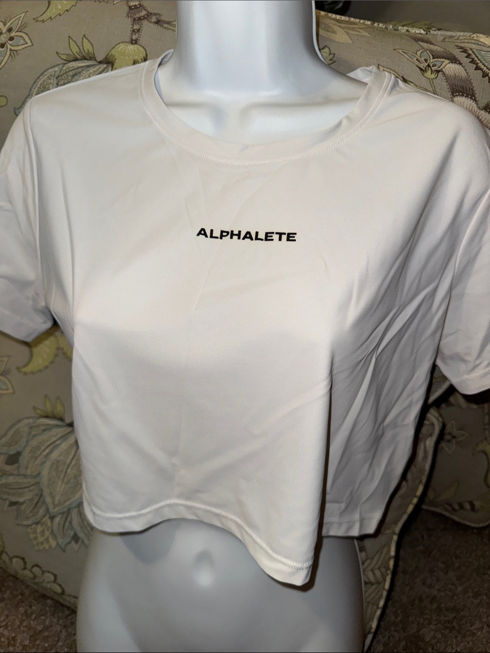 Alphalete White Cropped Performance Tee